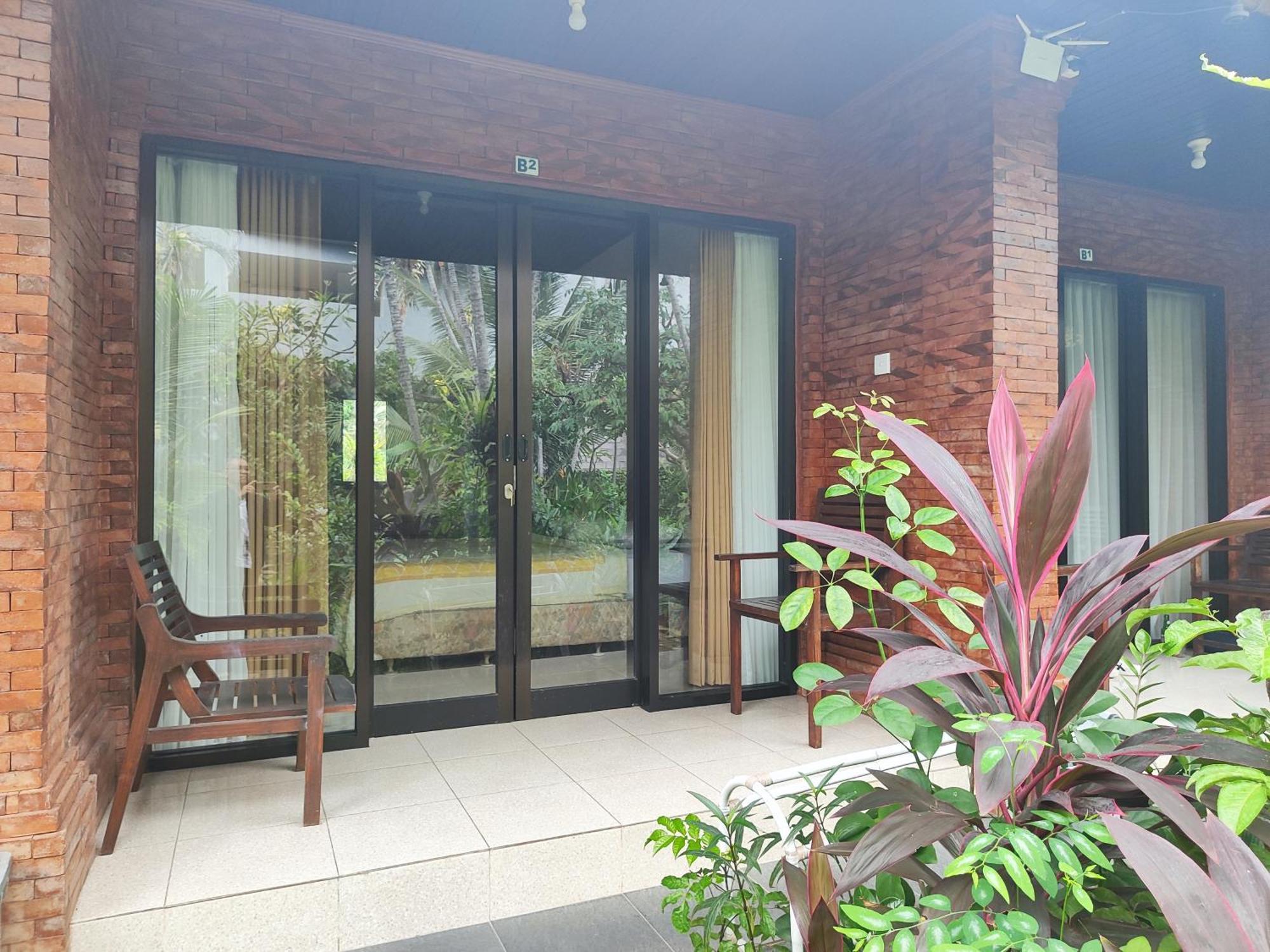 Adus Beach Inn Legian Eksteriør billede