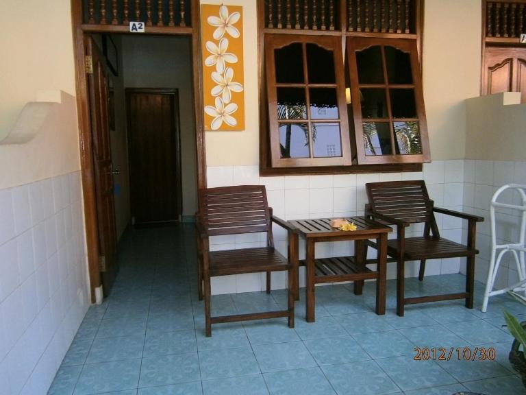 Adus Beach Inn Legian Eksteriør billede