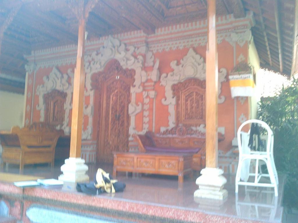 Adus Beach Inn Legian Eksteriør billede